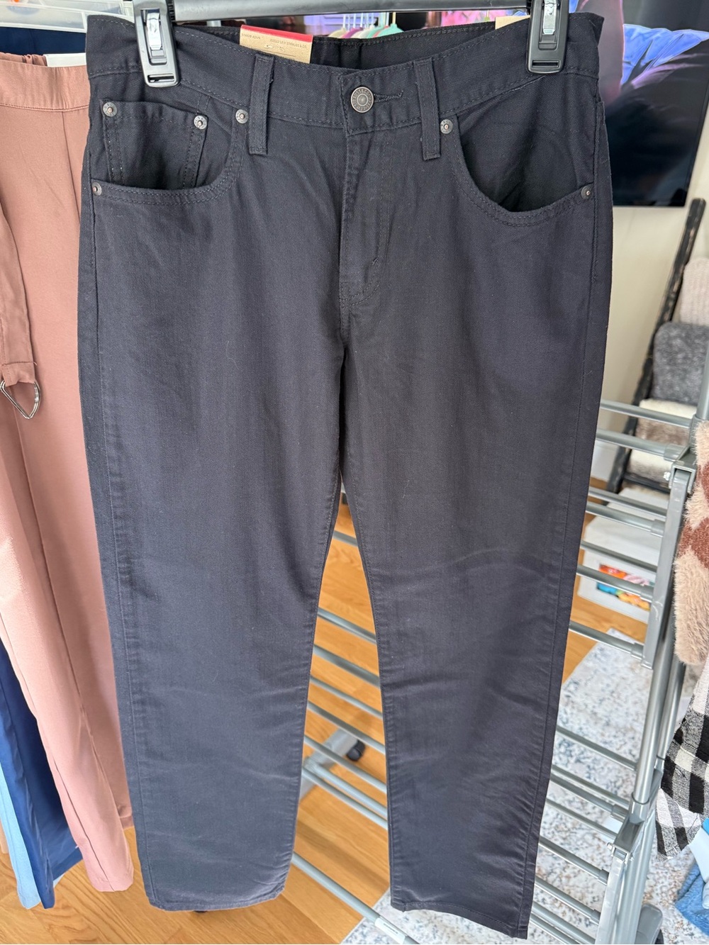 NWT Levi’s Middy Straight Jeans Women’s 27x30 Black Mid Rise Straight Leg
